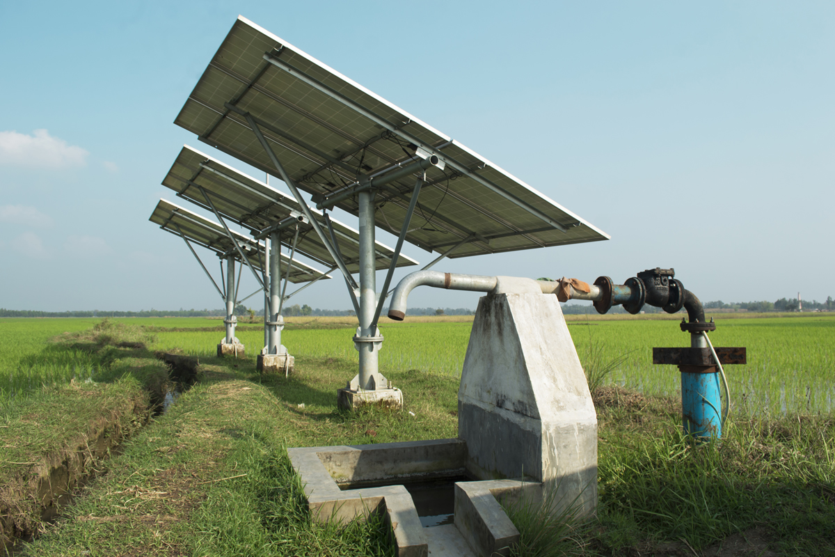 Solar-powered pumps & Standalone Solar Power Systems